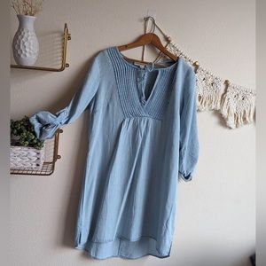Love Stitch size large, chambray dress, breastfeeding friendly